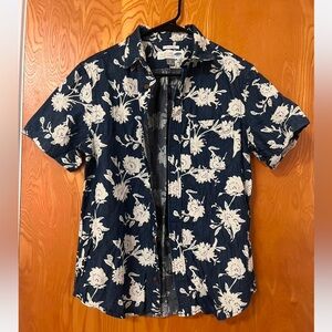Old Navy Blue Floral Classic Shirt